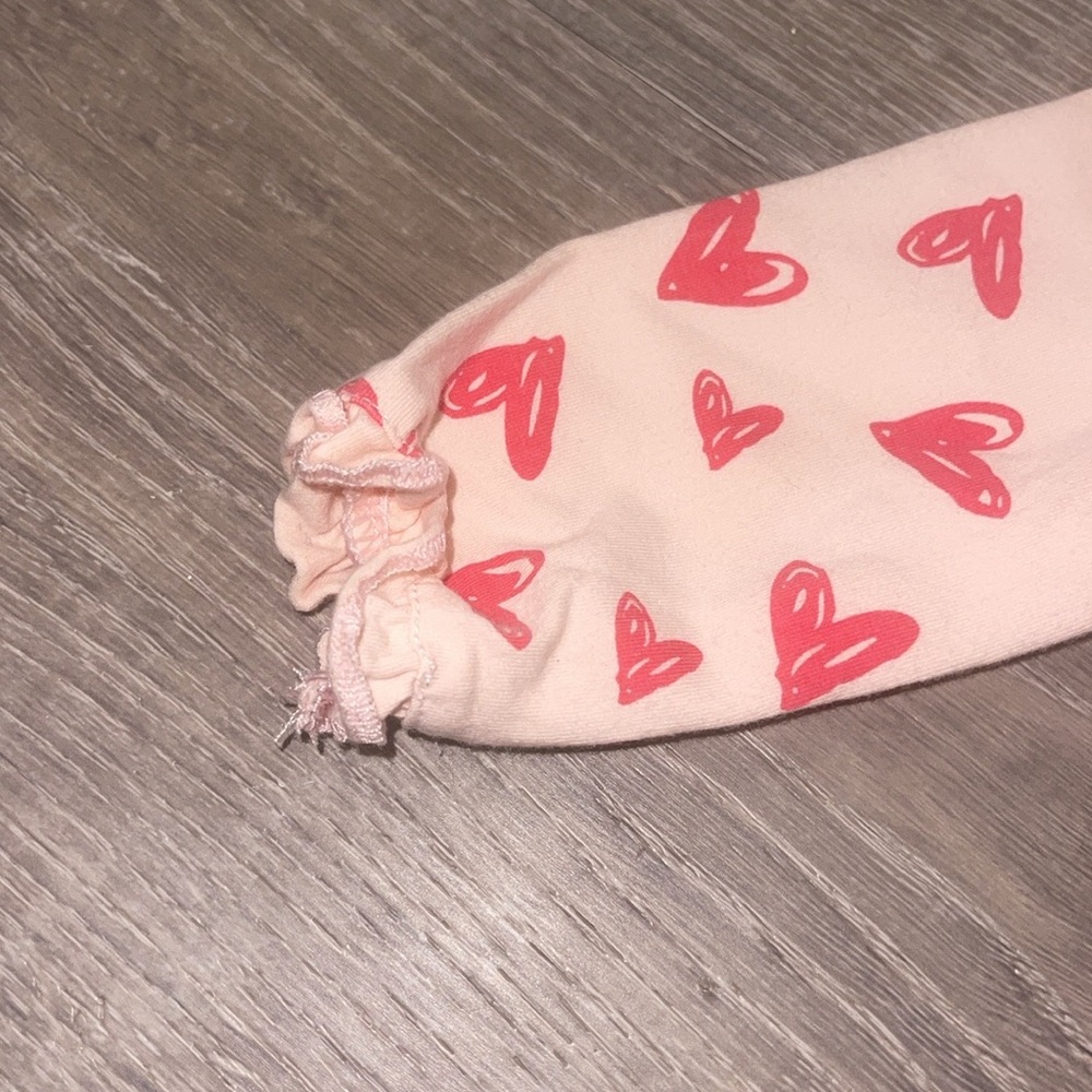 Mud Pie Valentine’s Day Pink Heart Footies with Bow Headband 3-6 Months - Picture 5 of 7